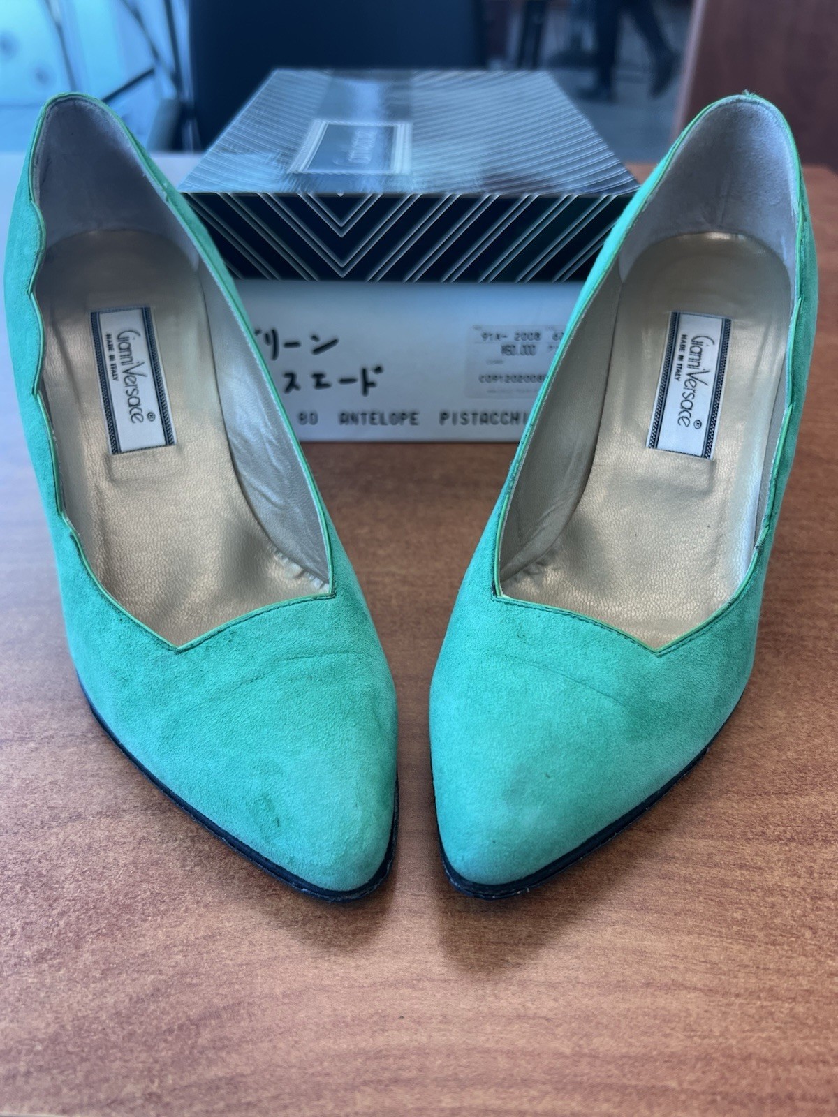 Gianni Versace Green Suede Scalloped Pointed Toe Slip-On Pumps Heels EU 37