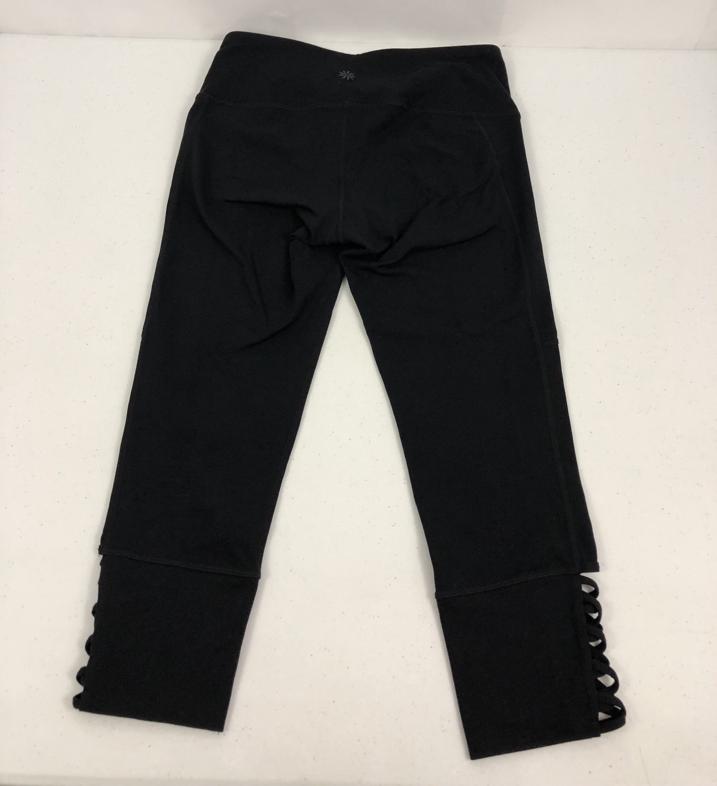 Athleta XS Capri Yoga Black Supplex Nylon Lycra Unique Design Rare EUC