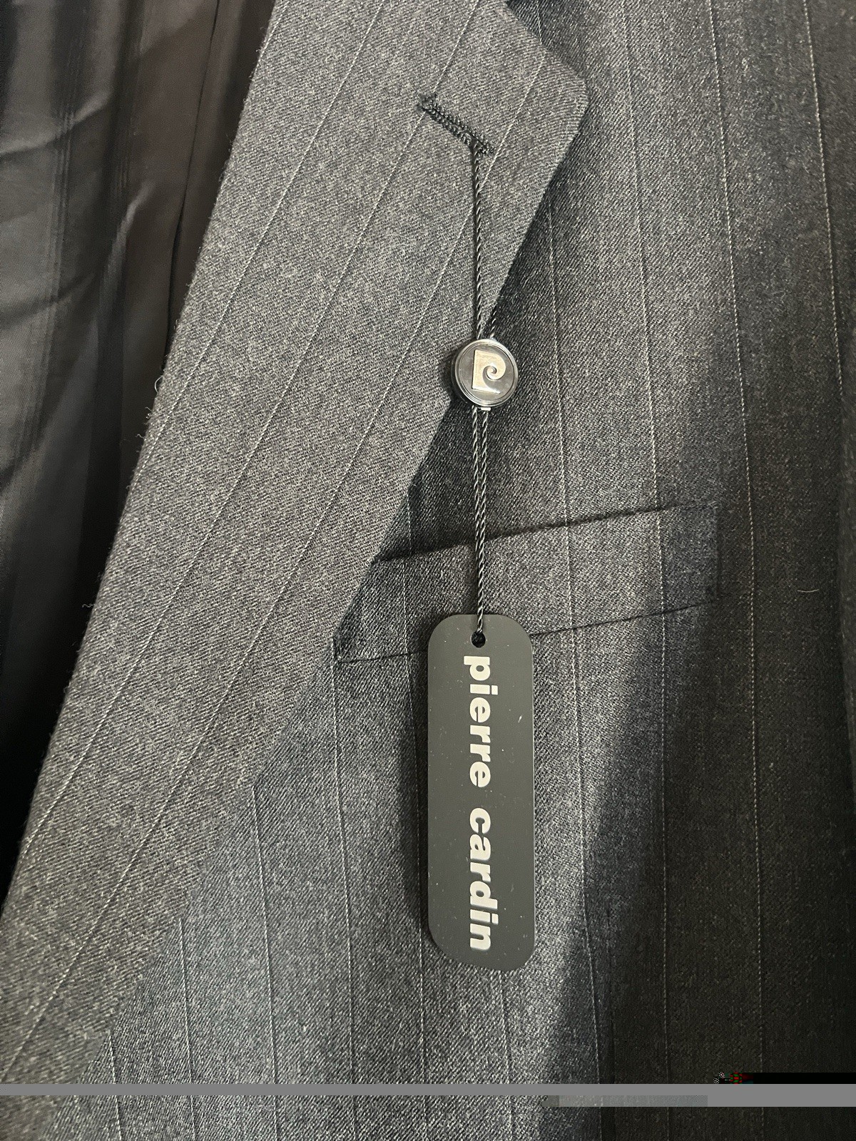 Pierre Cardin Gray Pinstripe jacket 46L Wool Two-Button 41W 31″