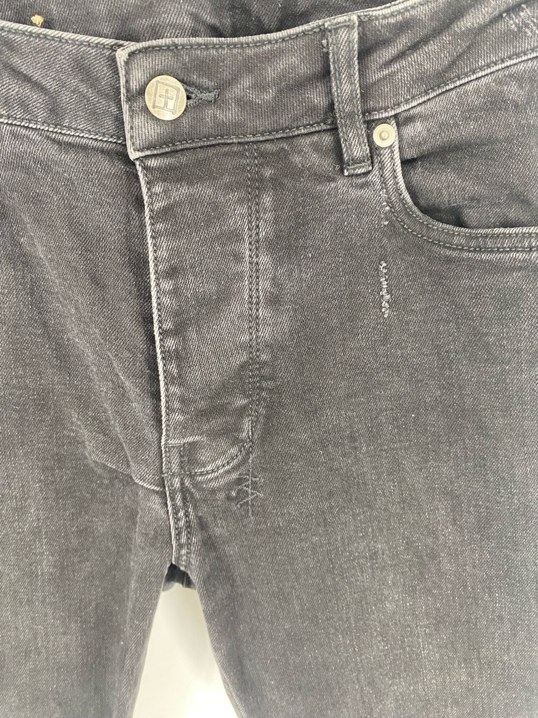 Ksubi Chitch Boneyard Black Distressed Slim Jeans Size 33 inseam is 31”