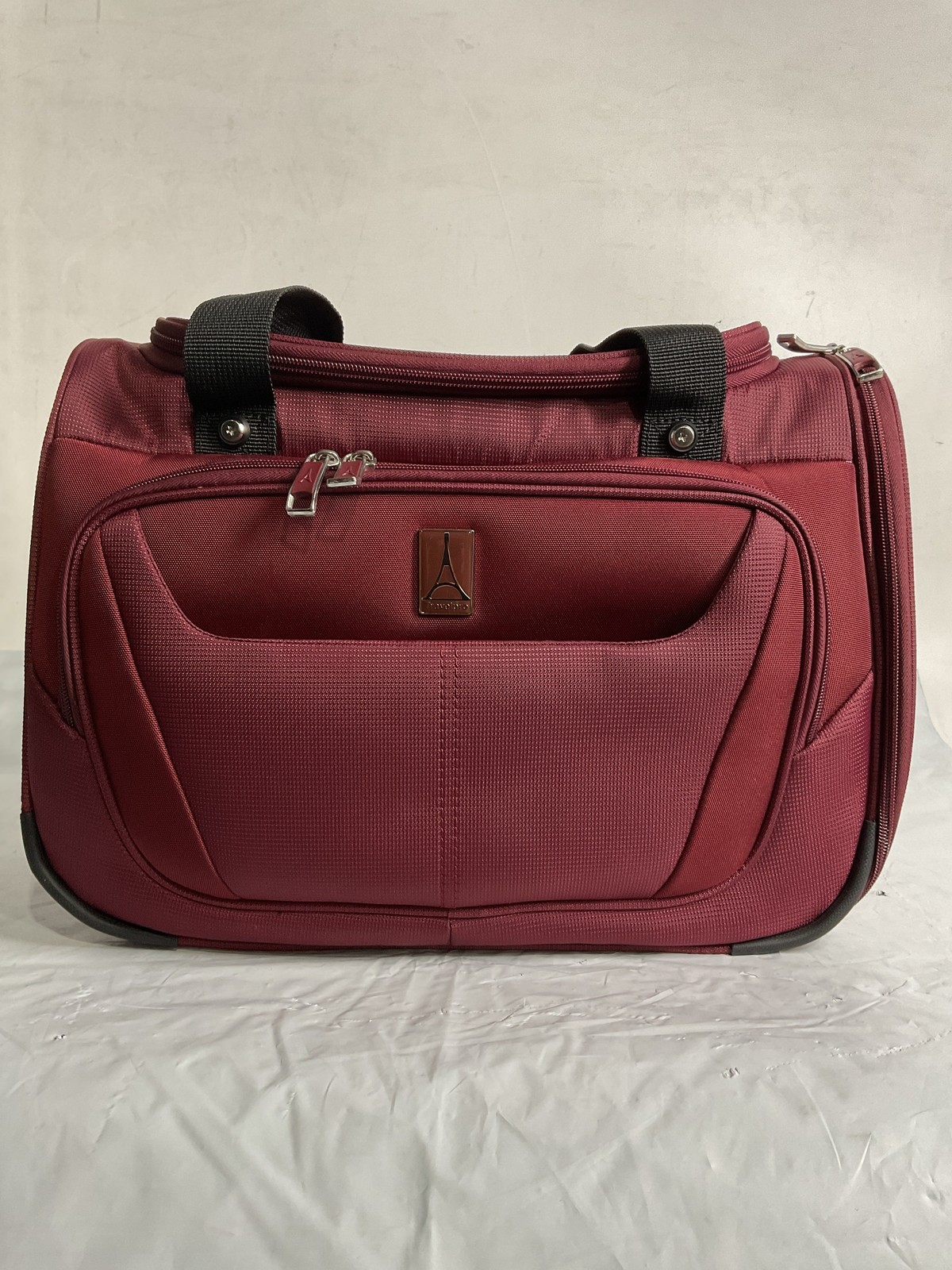 Travelpro Maxlite 5 Softside Lightweight Underseat Tote, Burgundy 18 Inch U11
