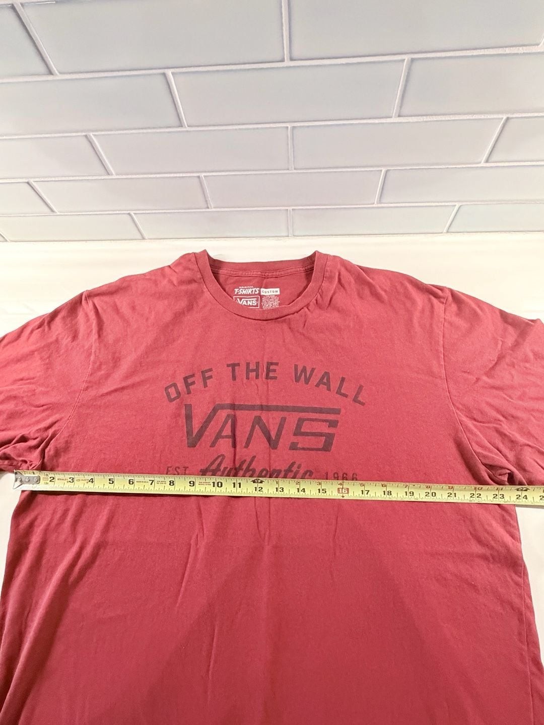 Vans Off The Wall Authentic Old Skool Original Graphic T-Shirt Red XXL