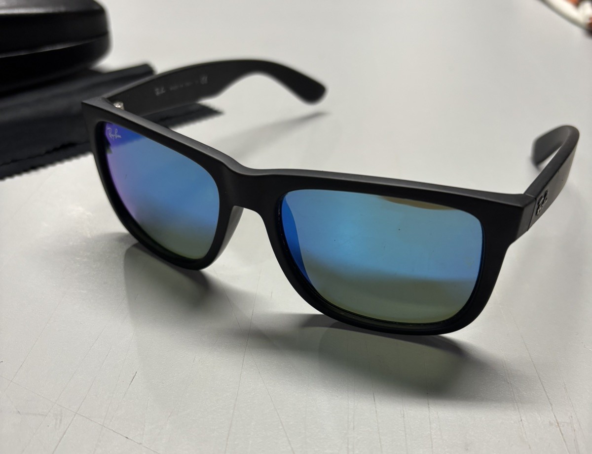 Ray-Ban RB4165 Justin 622/55 Black Sunglasses 54-16-145 Blue Mirrored Lens