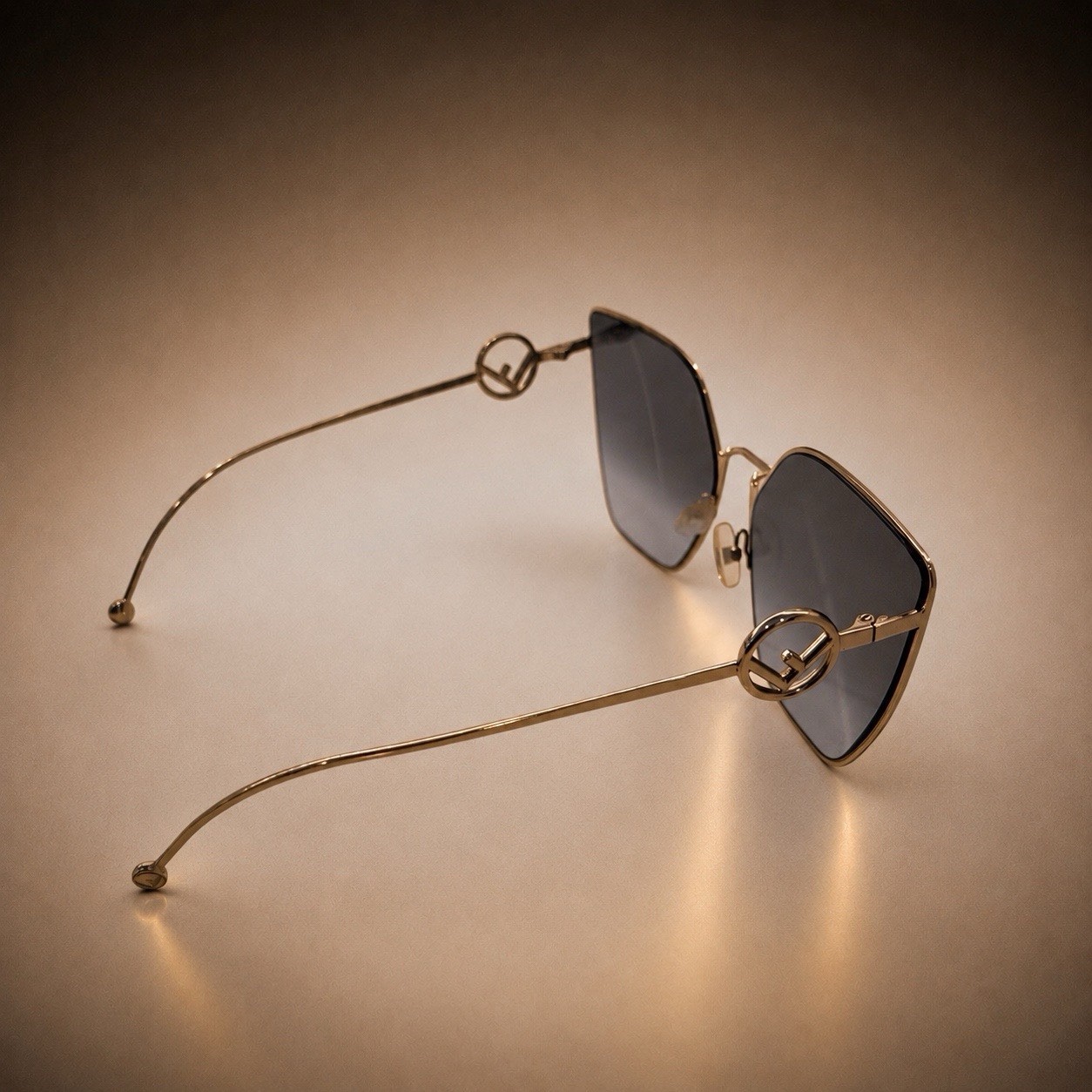 New! Womens FENDI FF 59MM Gradient Silver Logo Sunglasses- With Case$325