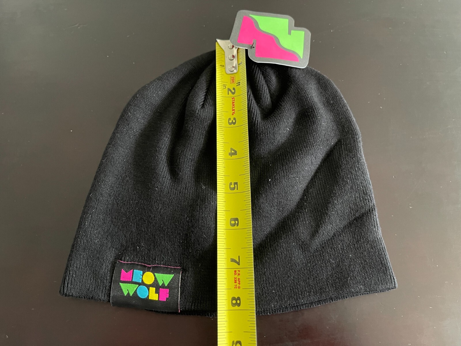 New in Packaging Meow Wolf Cuffless Beanies – Unisex Black One Size – BBR4347