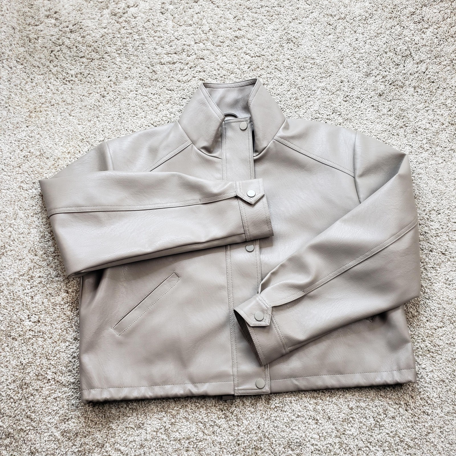 Anthropologie Silence + Noise Jacket Womens L Beige Collared Lined Pockets Snap