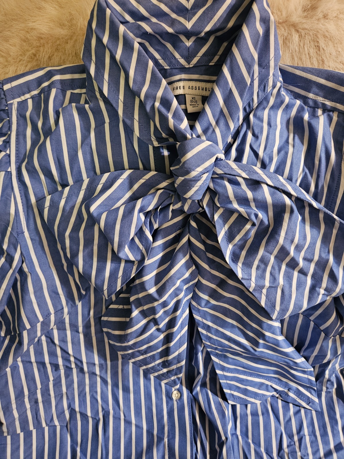 Free Assembly Womens XS Blue White Striped Bow Neck Blouse 100% Cotton Long Slee