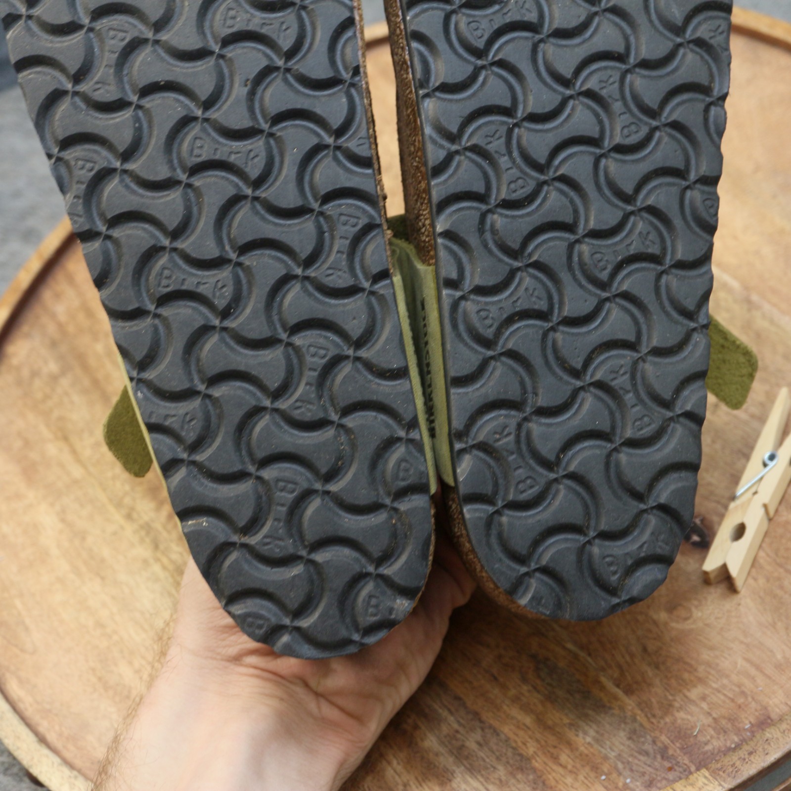 Birkenstock Gizeh Braided Olive Green Leather Sandals Womens Size 38 US 7 Reg.
