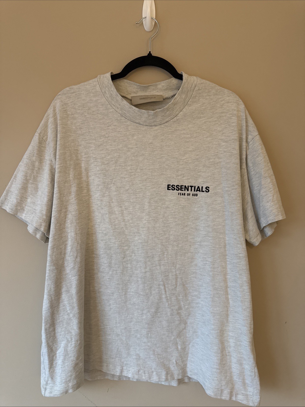 Essentials Fear Of God T Shirt Men’s Size Medium