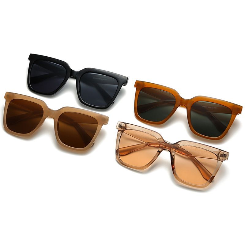 Retro Cateye Square Sunglasses – Plastic Frame Polycarbonate Gradient Lenses