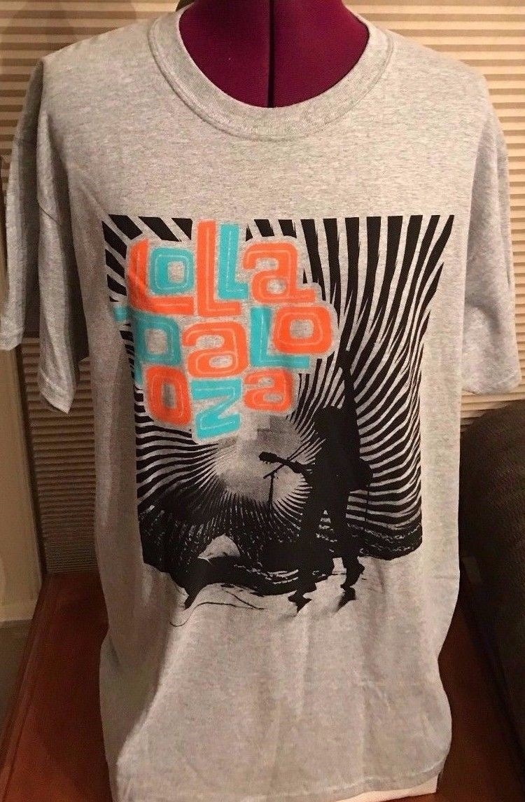 NEW LICENSED 2016 NWT Lollapalooza GRAY SILHOUETTE T-Shirt SUMMER MUSIC FESTIVAL
