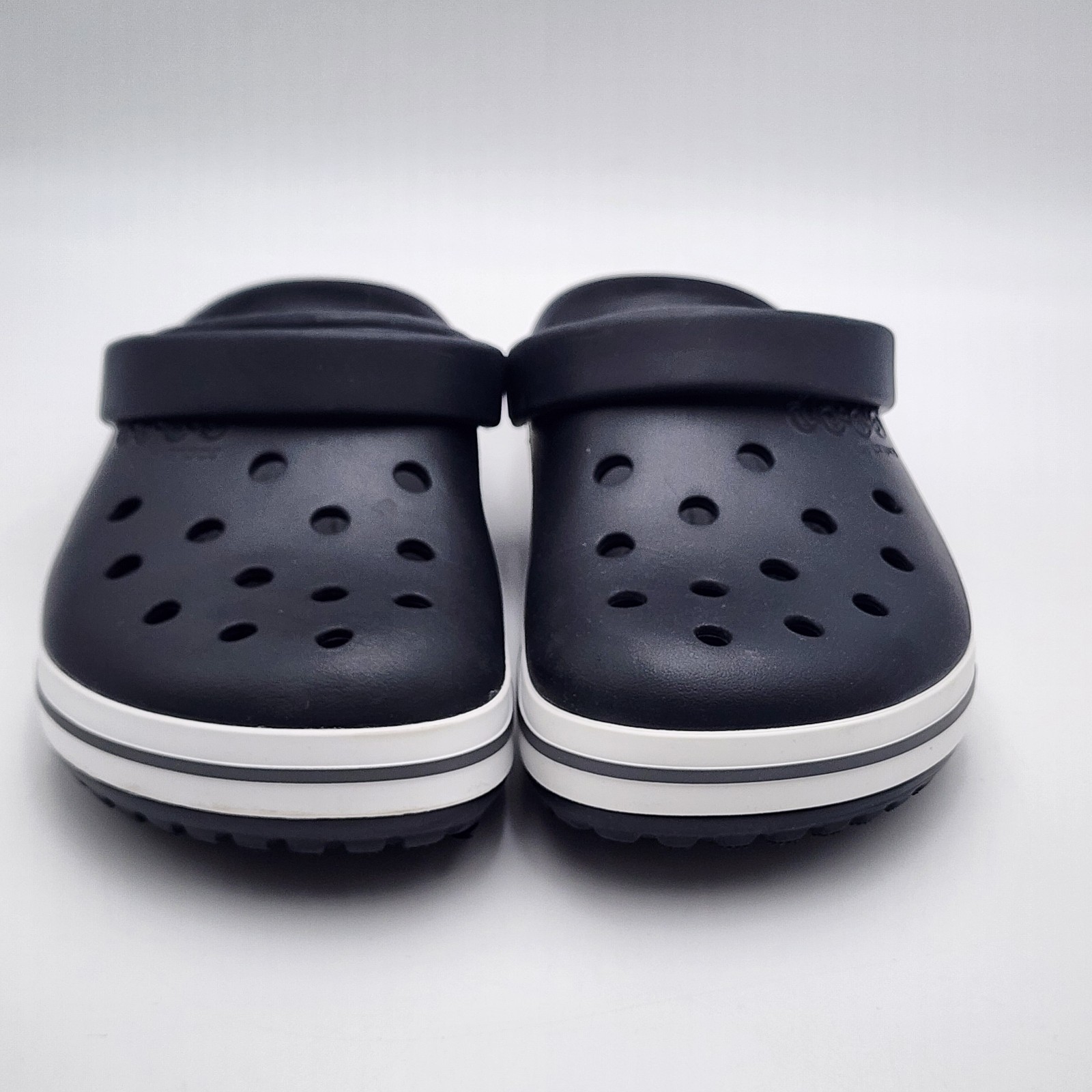 Jibbitz By Crocs Unisex Kilby Clogs Shoes Black White Slip On Perforated W 9 M 7