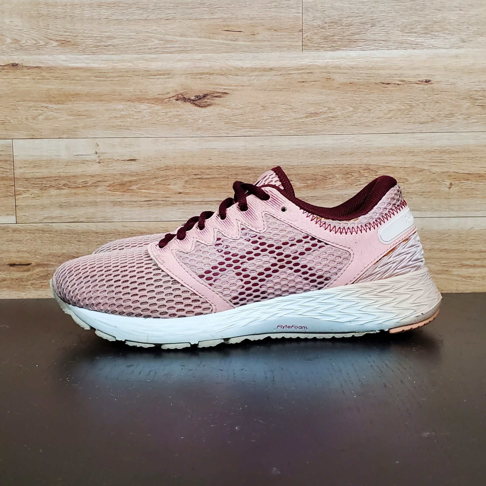 Asics Roadhawk FF 2 Sneakers Women’s Size 7.5