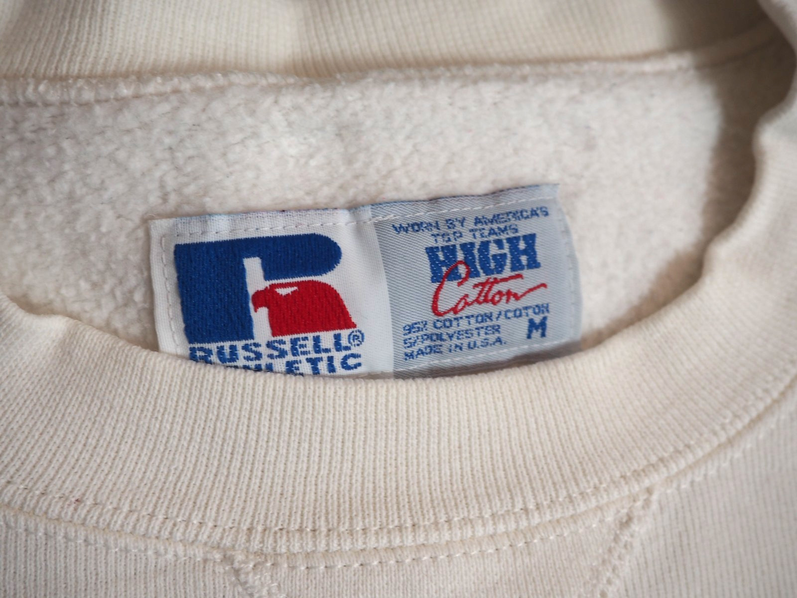 VTG 90s Russell Athletic Spellout Baggy Logo USA White Pullover Sweatshirt Men M