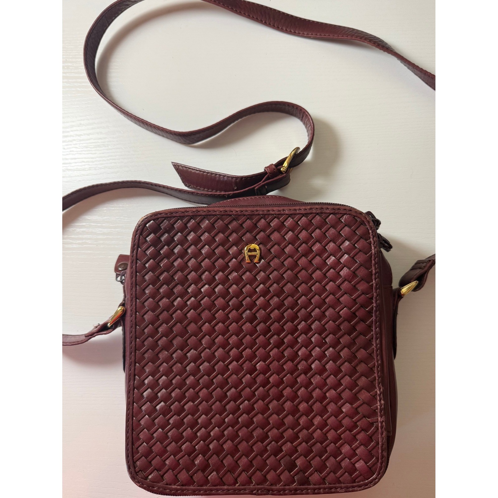 Etienne Aigner Vintage Woven Leather Crossbody Organizer Burgundy Purse