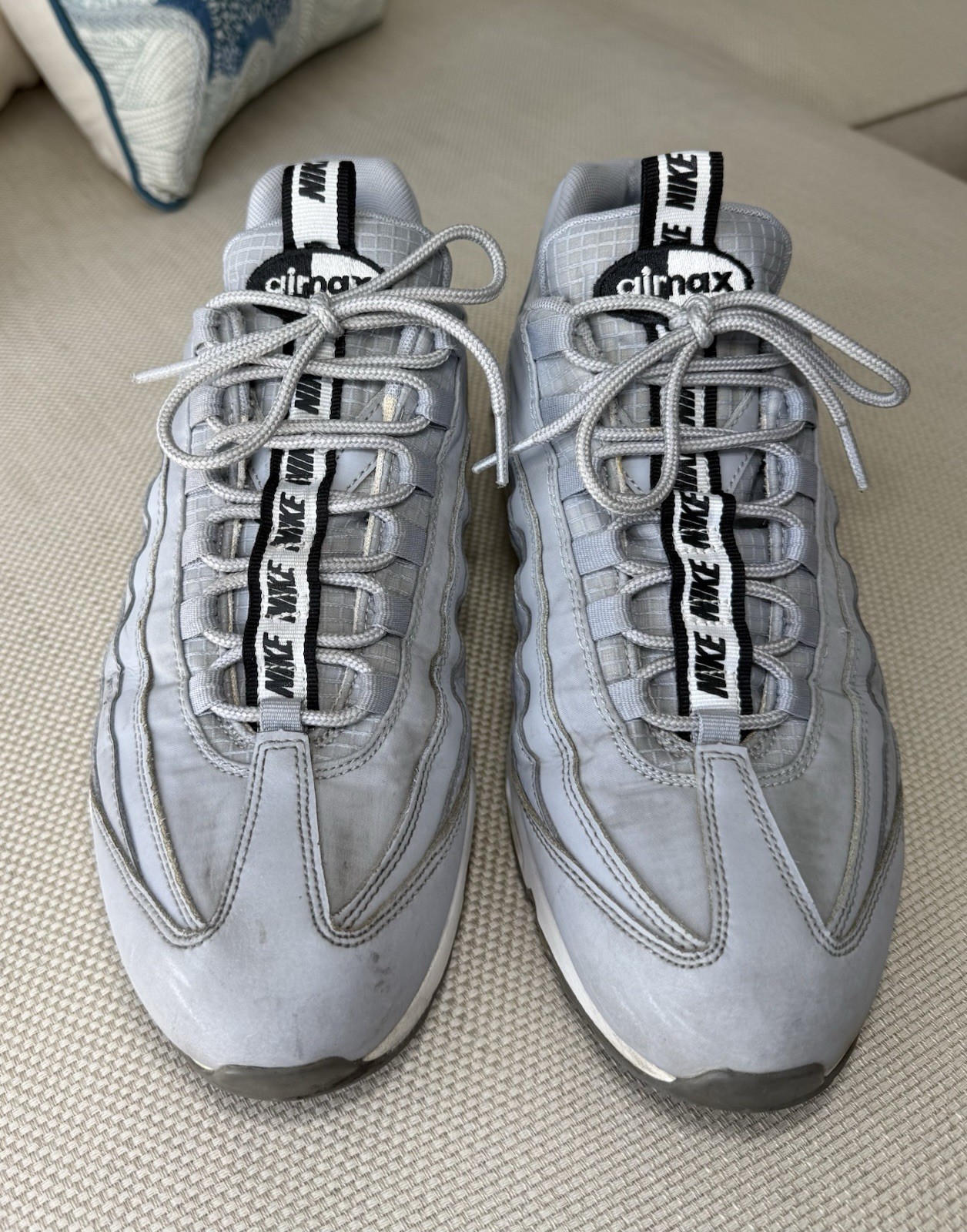 Nike Air Max 95 SE Pull Tab Wolf Grey Men’s Size 11 Sneakers Shoes AQ4129-001