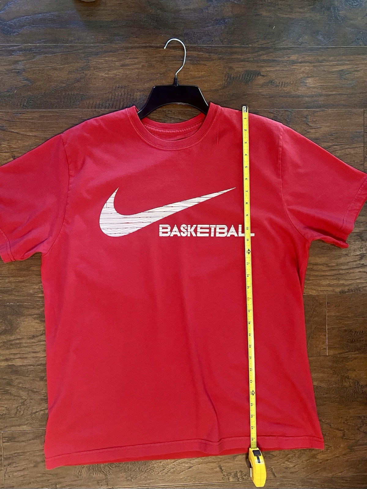 Nike Men’s Sportswear T-Shirt Active Short Sleeve Graphic Tee XL Red Athletic