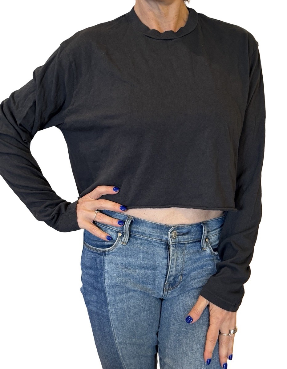 Perfectwhitetee CANDACE Tee T-Shirt Crop Long Sleeve Charcoal Capsule Basic L