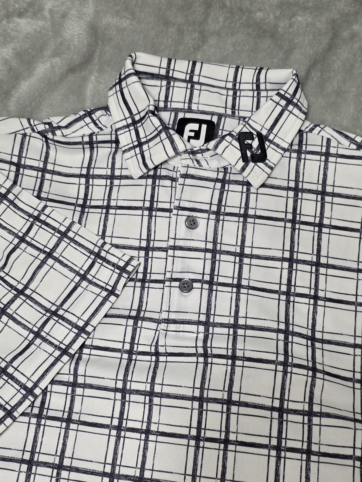 FootJoy Polo Shirt Mens Medium White Plaid Golf Performance Stretch Print