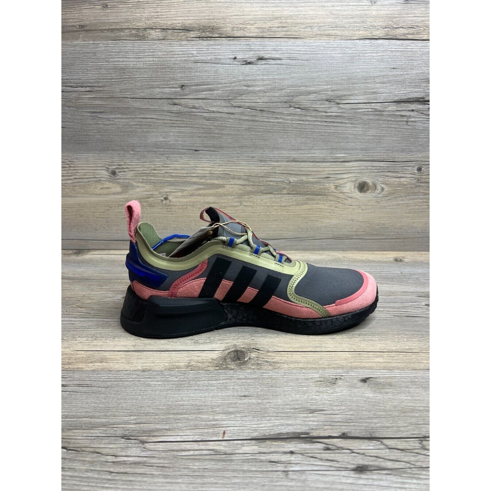 adidas NMD V3 Womens Size 7 Grey Five Core Black Wonder Red GX6936