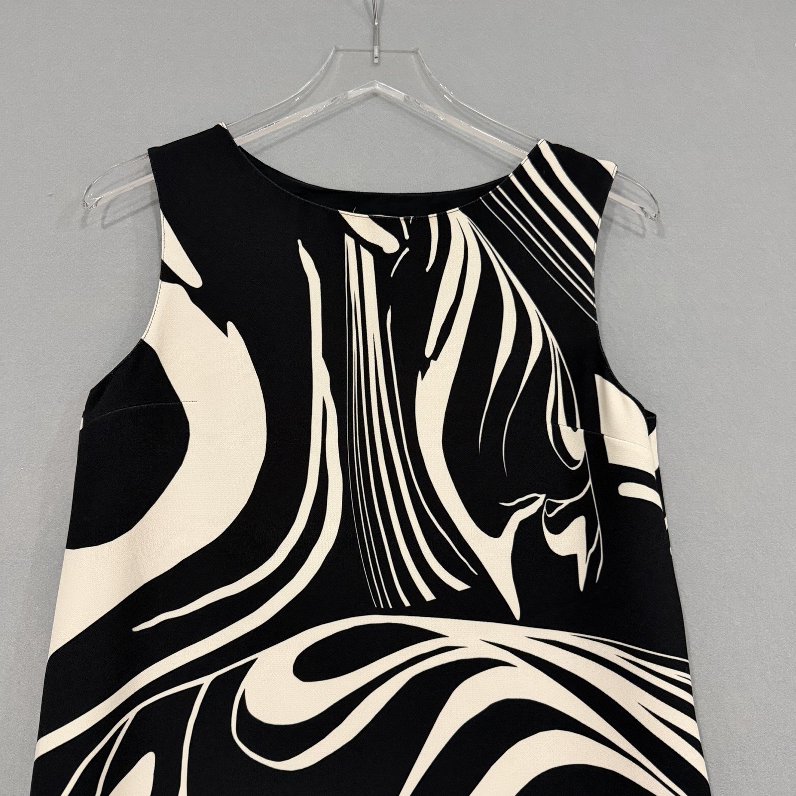 Fuzzi Dress Women’s Size IT 42 US 6 Black Two-Tone Sleeveless Mini Crepe Dress