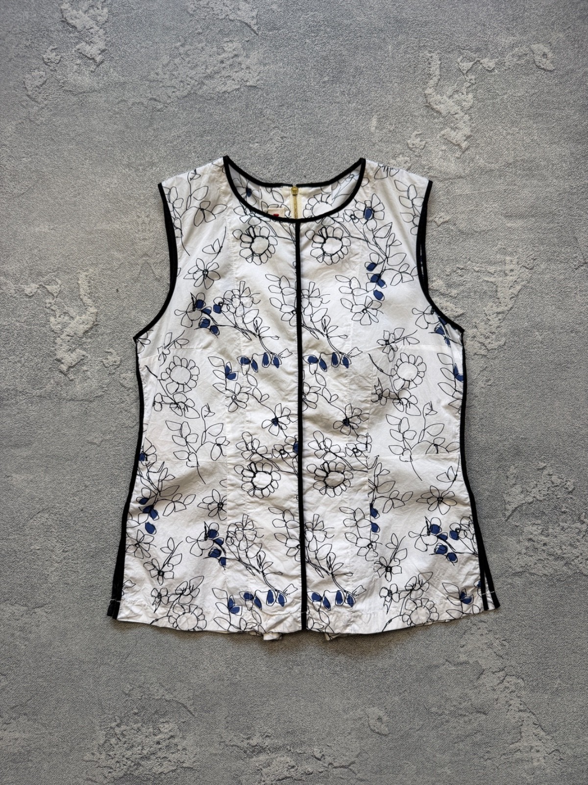 Marni Floral Sleeveless Blouse White Black Blue Made in Italy