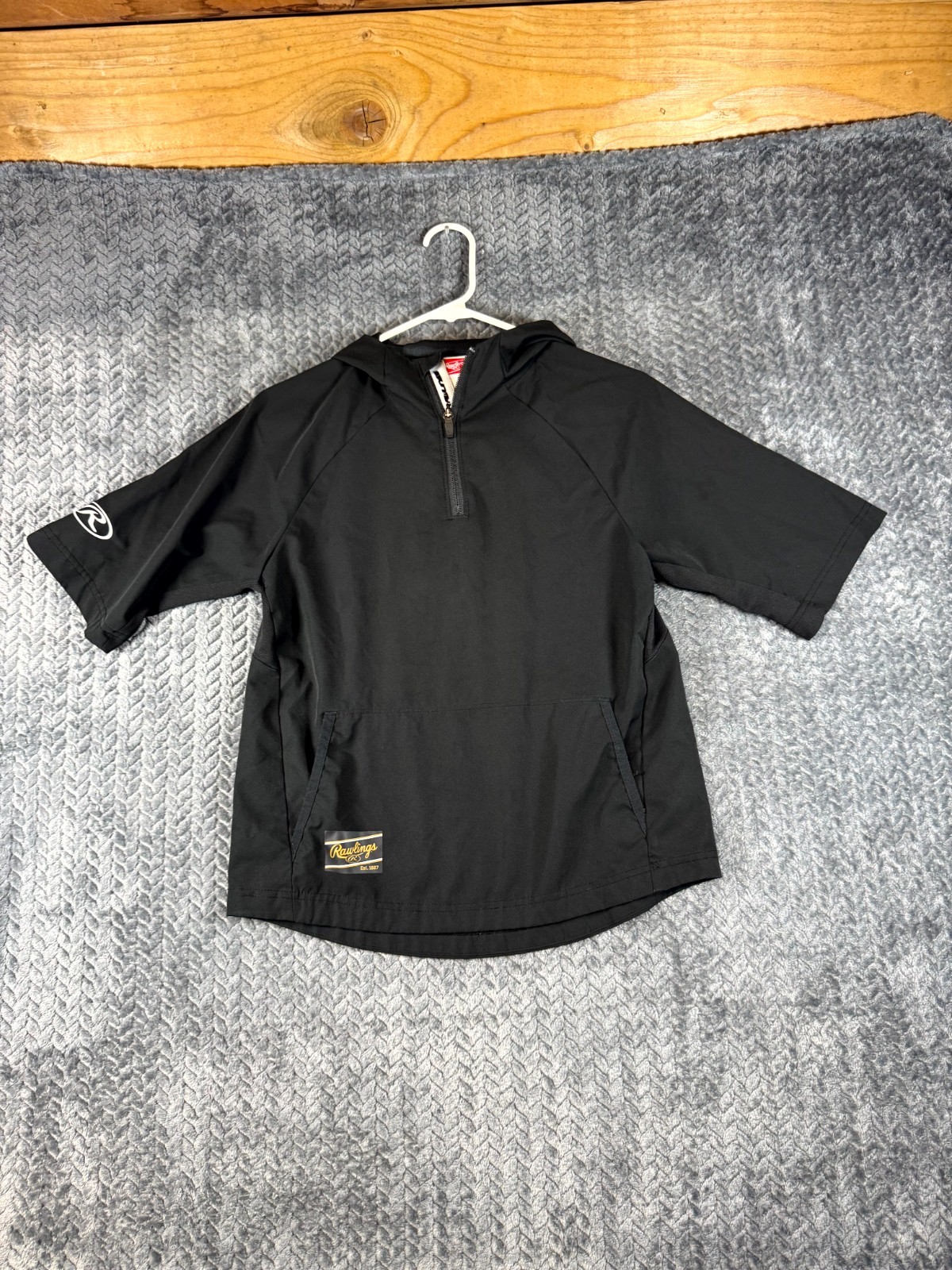 Rawlings ColorSync Cage Jacket Boys Large Black Hooded Short Sleeve Quarter Zip