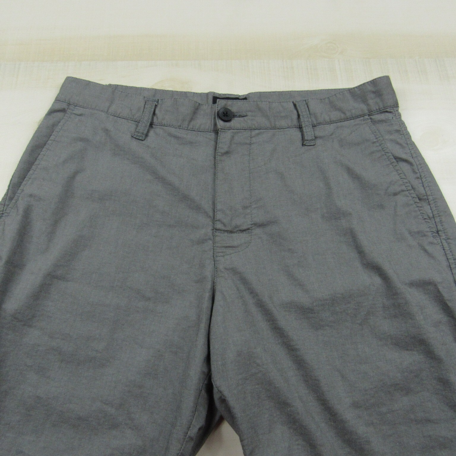 RVCA Shorts Mens 30 Gray Chino Nylon Outdoor Tech (Measured 32×9)