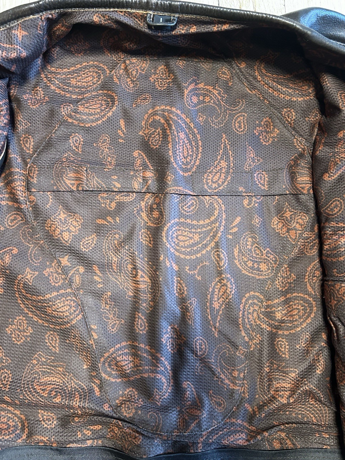 First MFG Co Men’s Leather Vest Size XL Perforated Leather. 2 Tone Brown/black