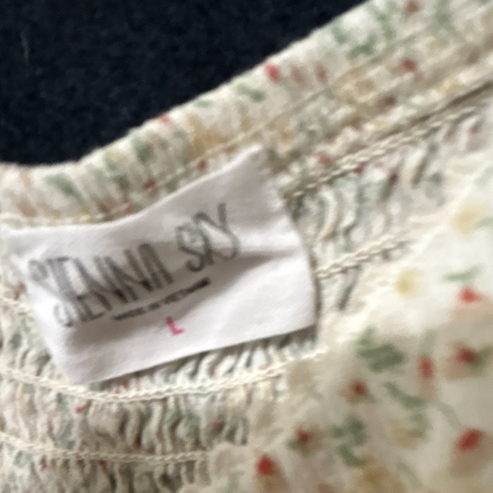 Sienna Sky Beige Floral Drawstring Ruffle Puff Sleeve Scoop Neck Blouse L