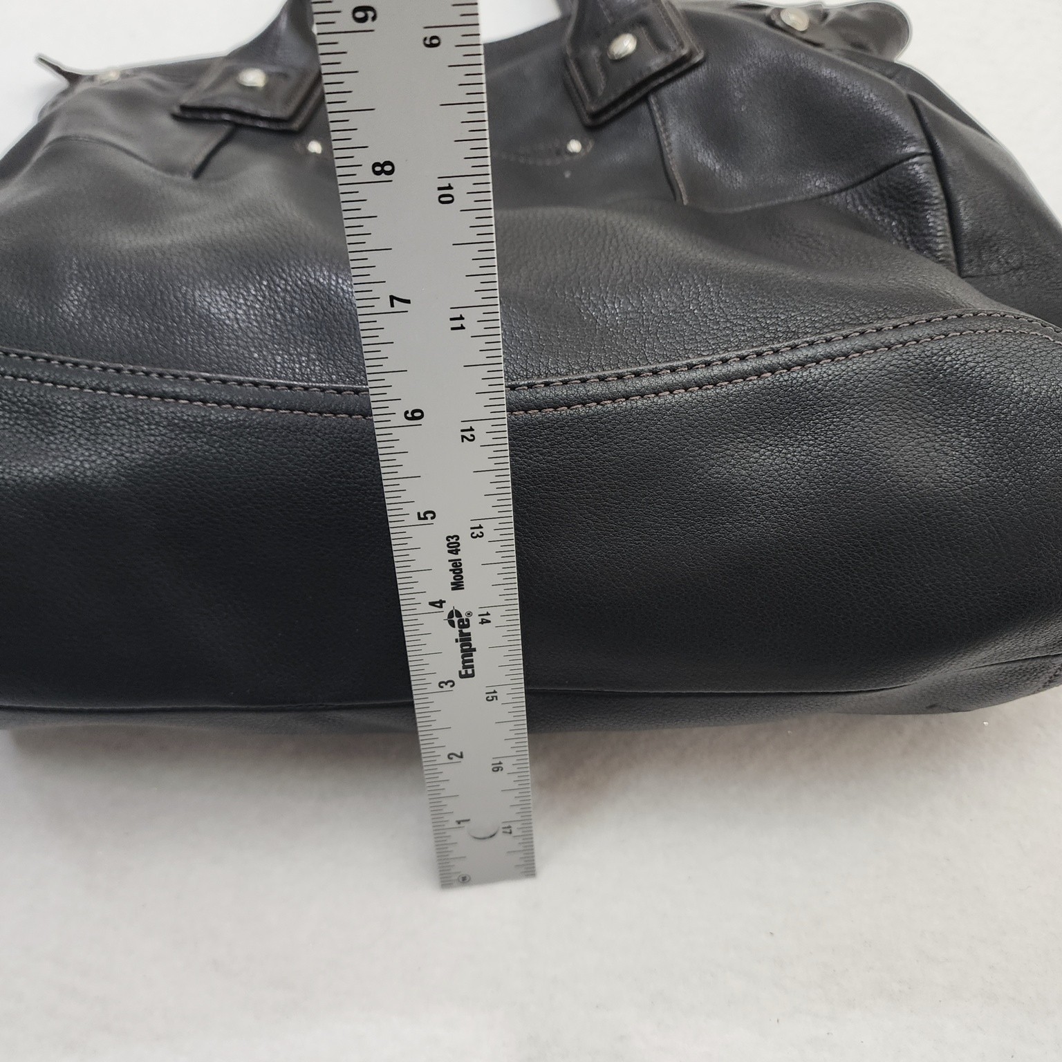 B. Makowsky Satchel Handbag Womens Black Leather Zip Pocket Silver Hardware