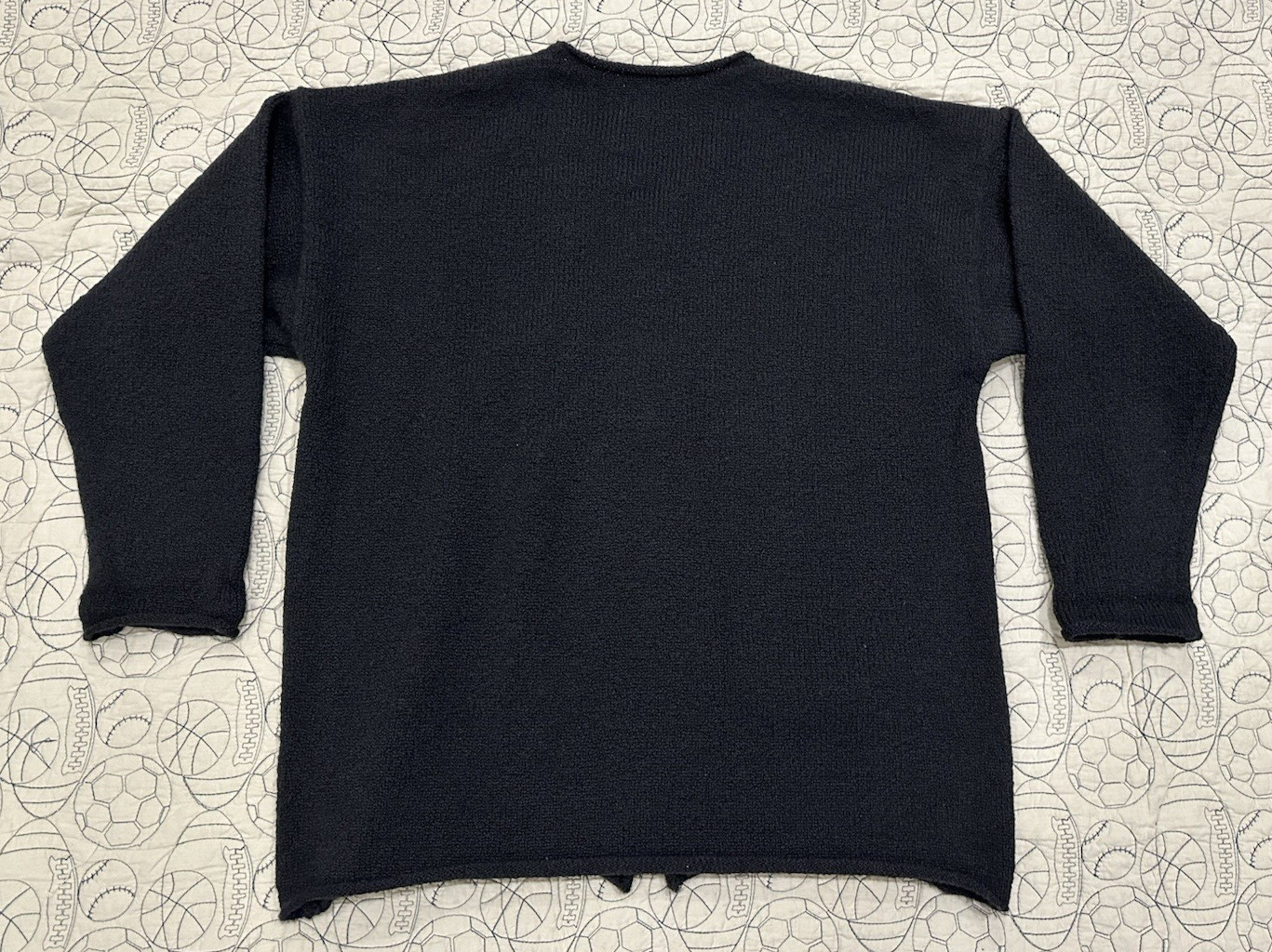 FLAX Women 100% wool black Sweater Size S/M pocket