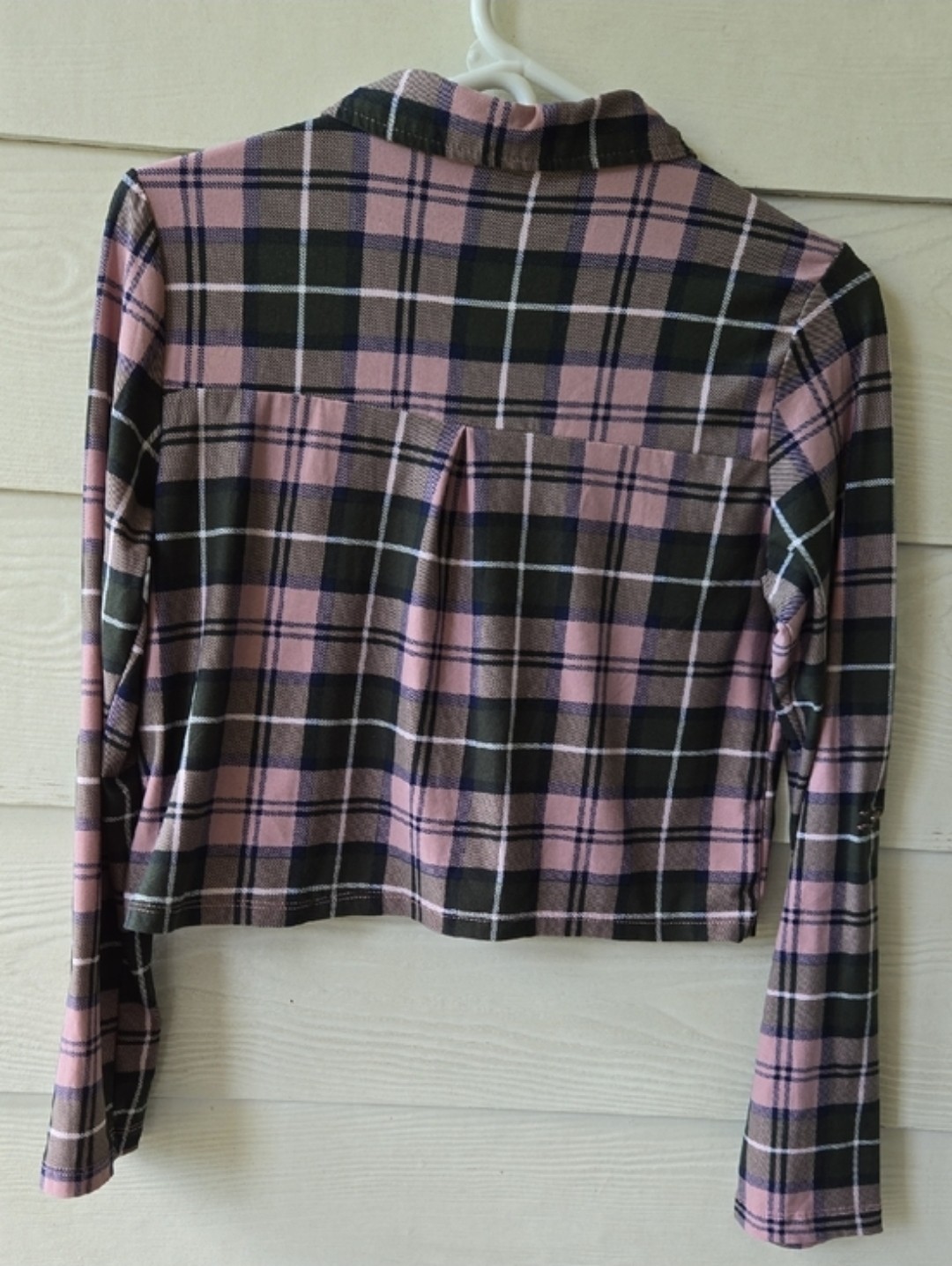 no comment NY.LA Women’s M Pink/Black Plaid Cropped Button-Up