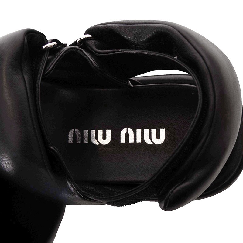 36.5 NEW $1,050 MIU MIU Black PUFFY SUPPLE LEATHER Rugged Rubber Sole SANDALS