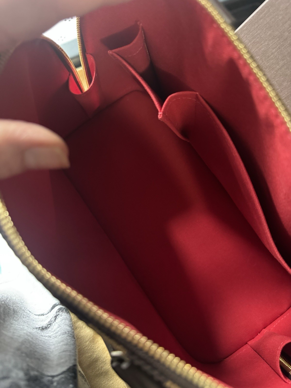 louis vuitton damier ebene alma pm