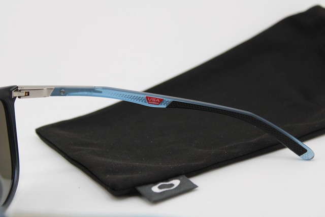 OAKLEY OO9286-0754 THURSO SAPPHIRE IRDIUM GREY AUTHENTIC SUNGLASSES 54-19
