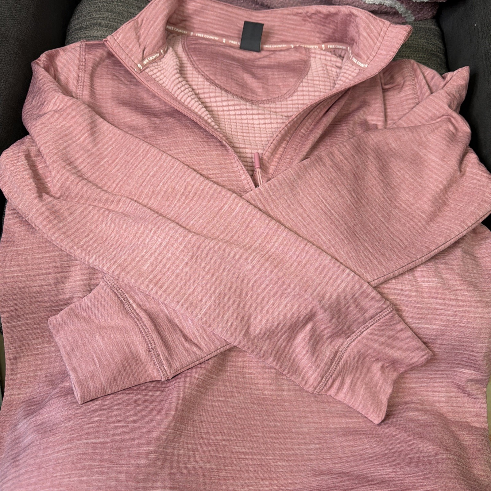 Free Country Pull Over