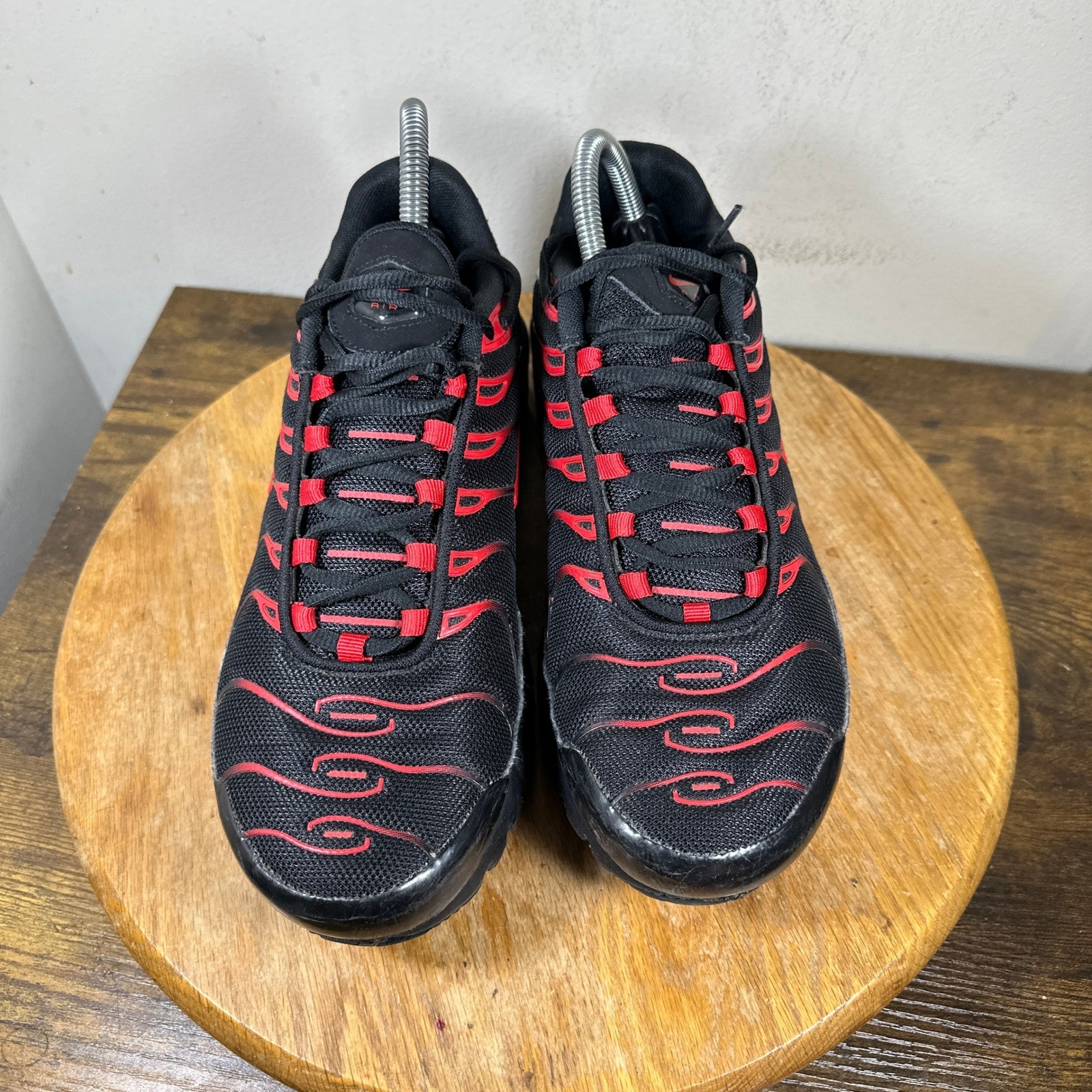 Nike Air Max Plus TN Black University Red Mens Running Shoes CU4864-001 Size 9