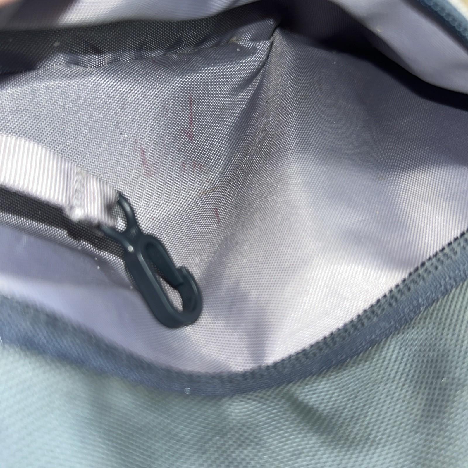 Gently Used Patagonia ATOM 8 Liter Crossbody Bag