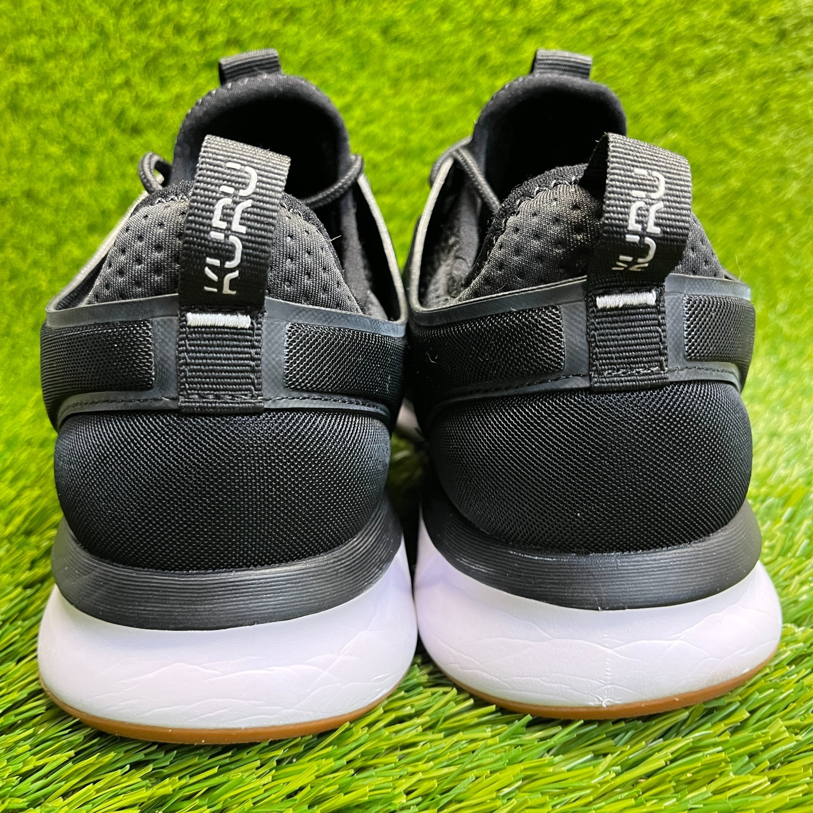 Kuru Atom Womens Size 10 Black White Athletic Running Walking Shoes Sneakers