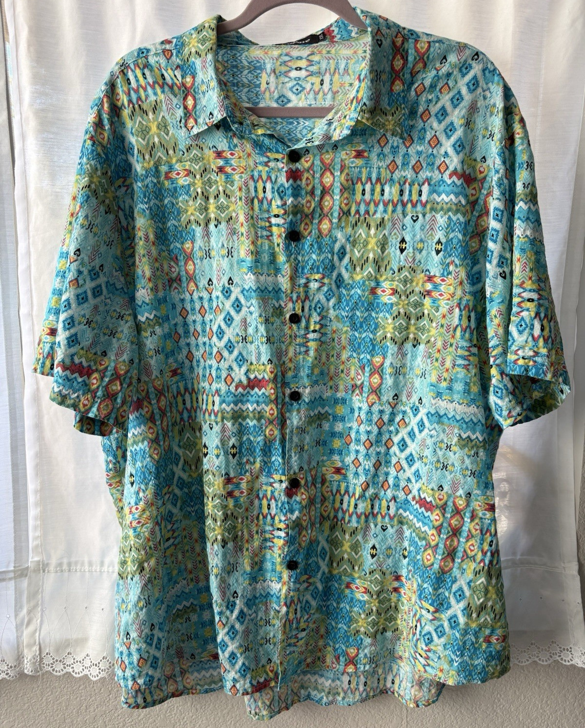 VatPave Men’s XXL Blue Multicolor Geometric Short Sleeve Button-Up Point Collar