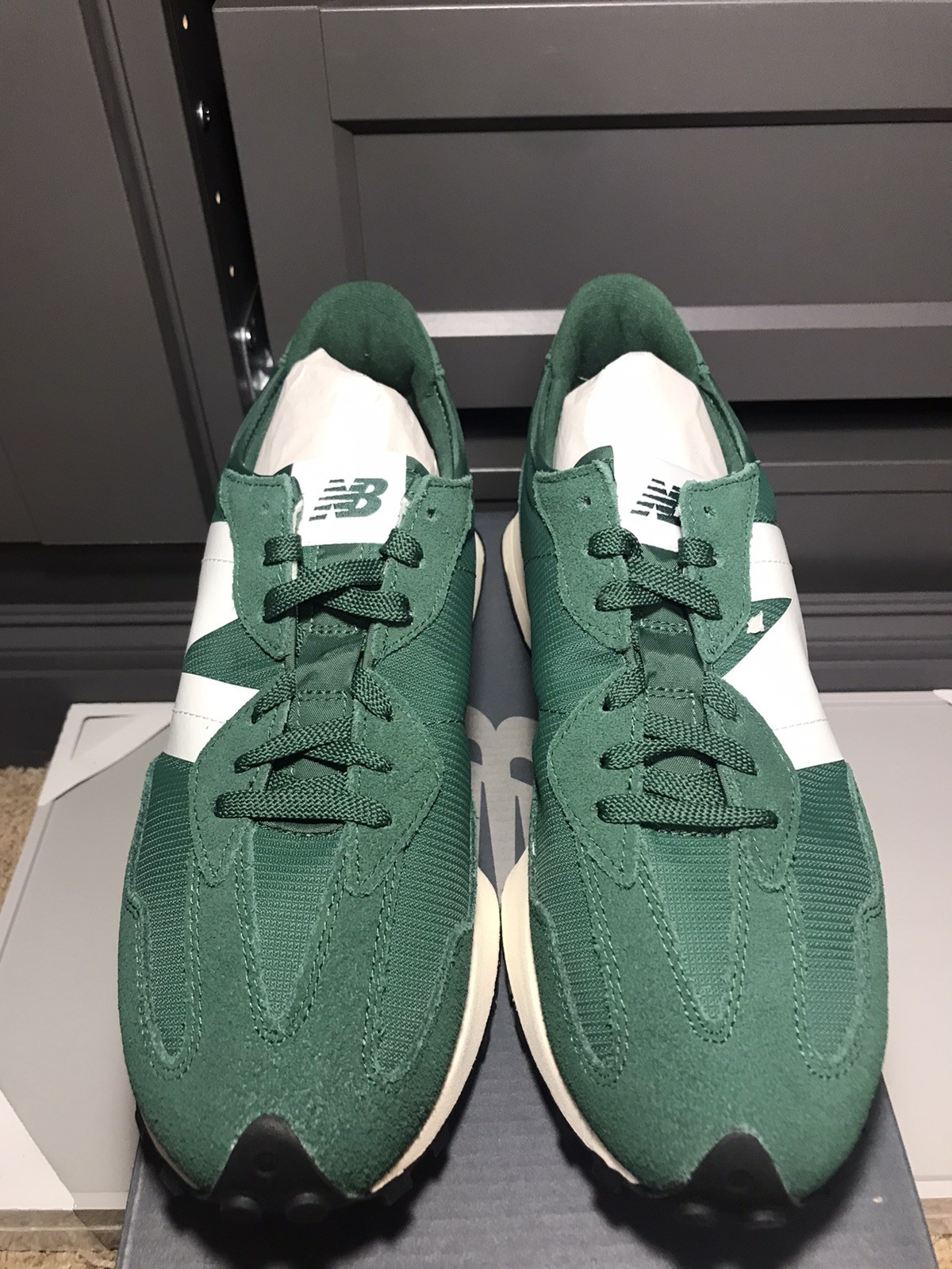 New Balance 327 Limited Edition Team Forest Green US Size 10 New in ox