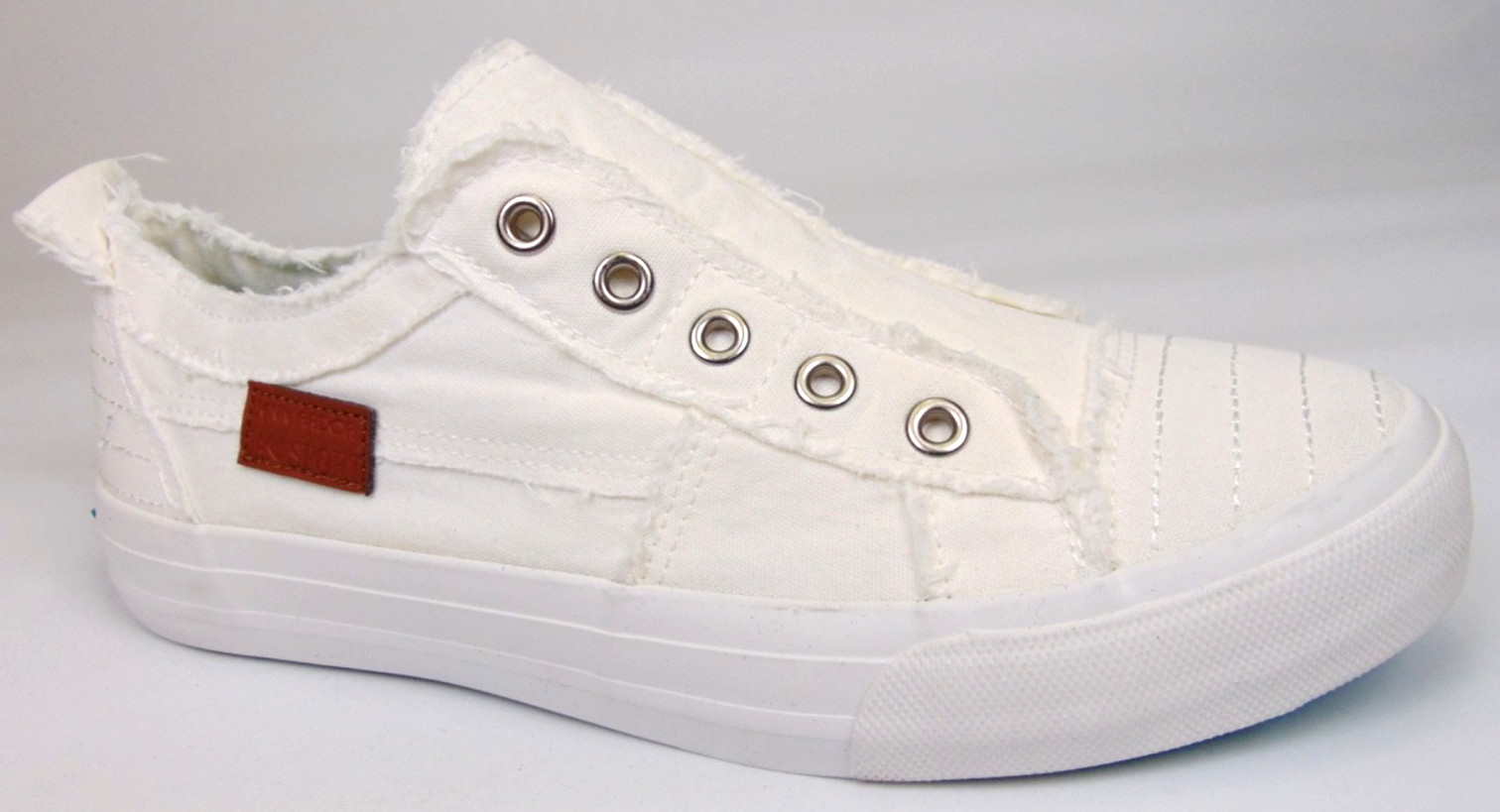 NEW! Jenn Ardor Women Casual Canvas Shoes Size 8.0 White Fashion Slip on Sneaker