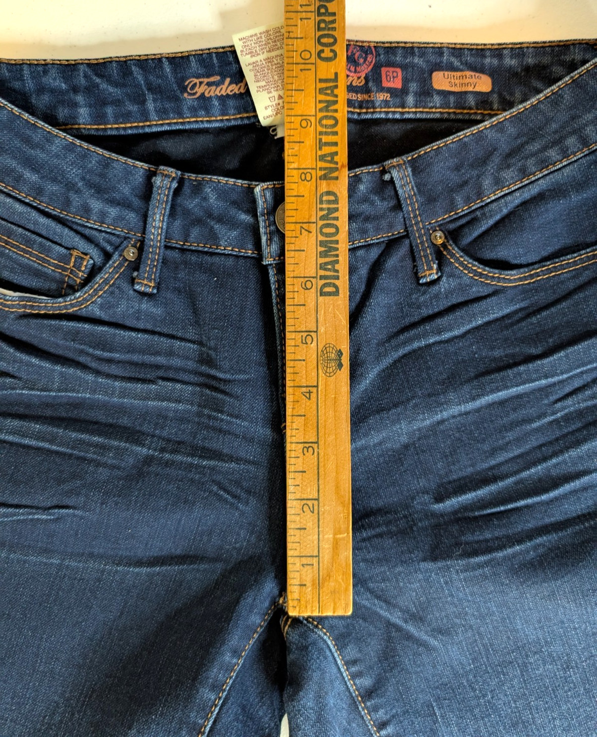 Faded Glory Dark Blue Jeans Tapered Leg Women’s Size 6 Petite 5 Pocket Design