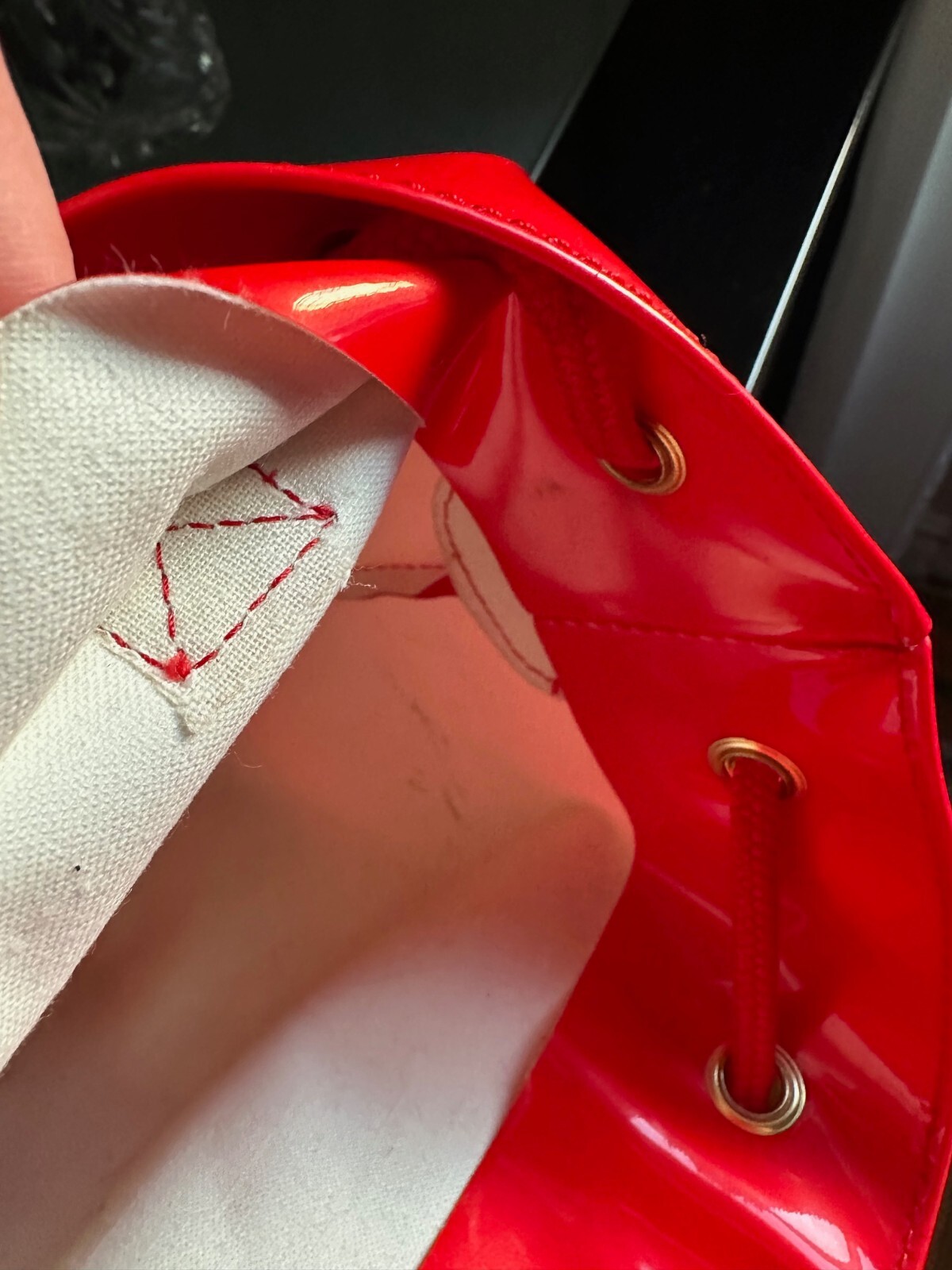 PRE-OWNED MOSCHINO BUCKET HANDBAG MADE IN ITALY BY REDWALL COLOR RED PVC PATENT