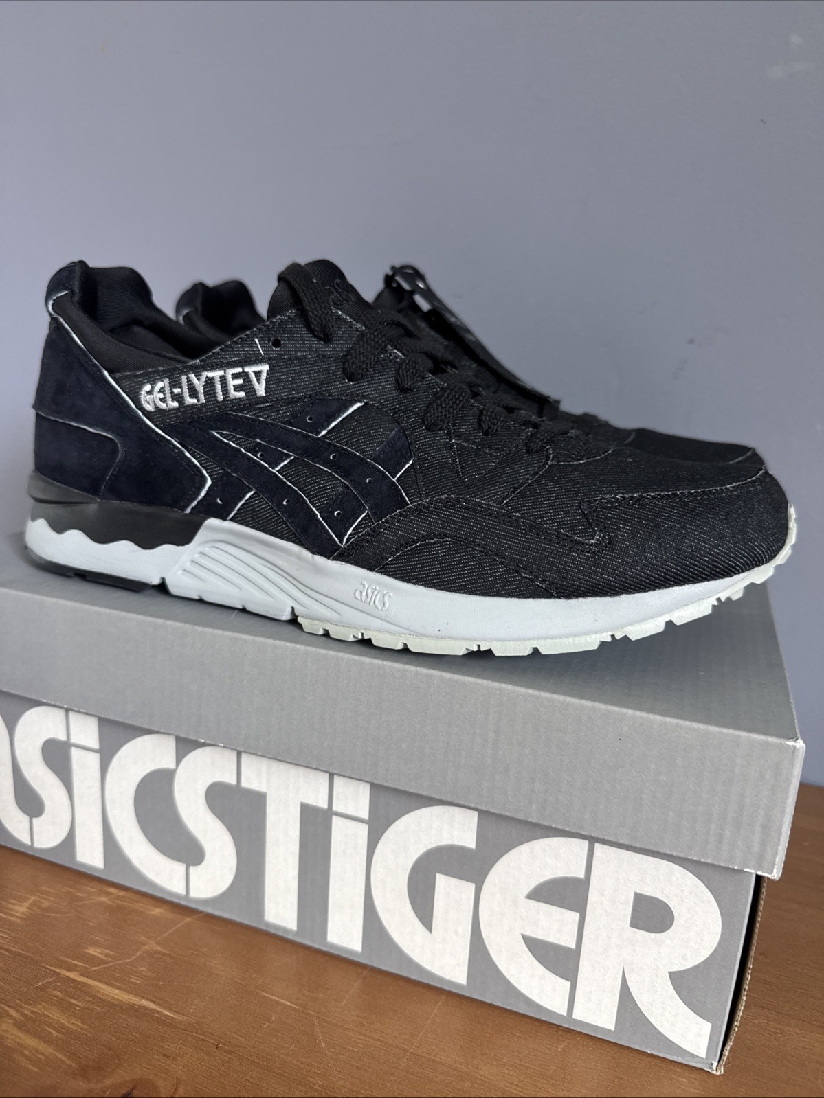 ASICS Tiger Gel-Lyte V mid grey/black 11 M