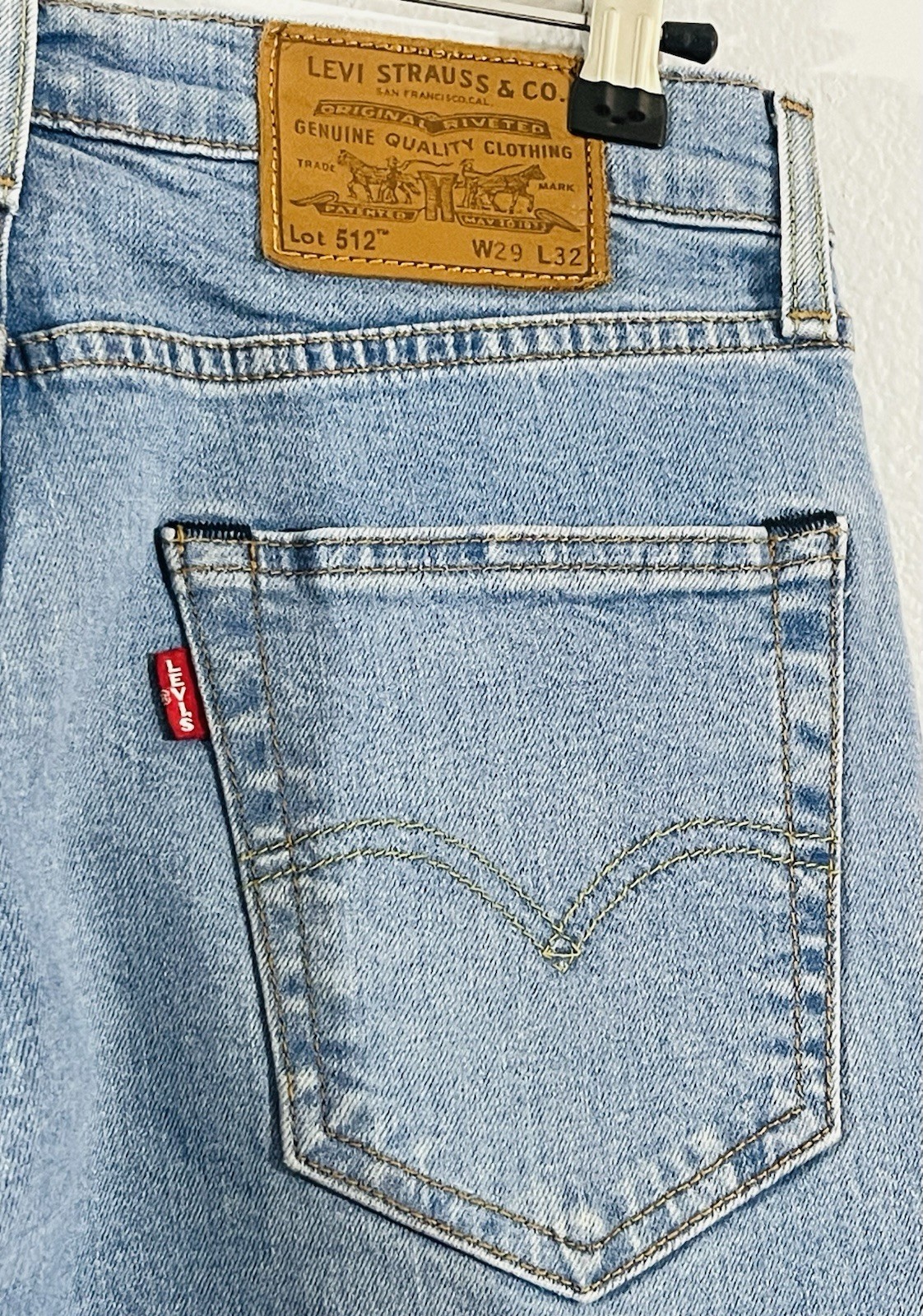 Levi’s 512 Blue Denim Ripped Jeans Pants Men’s Size W 29 x L 32
