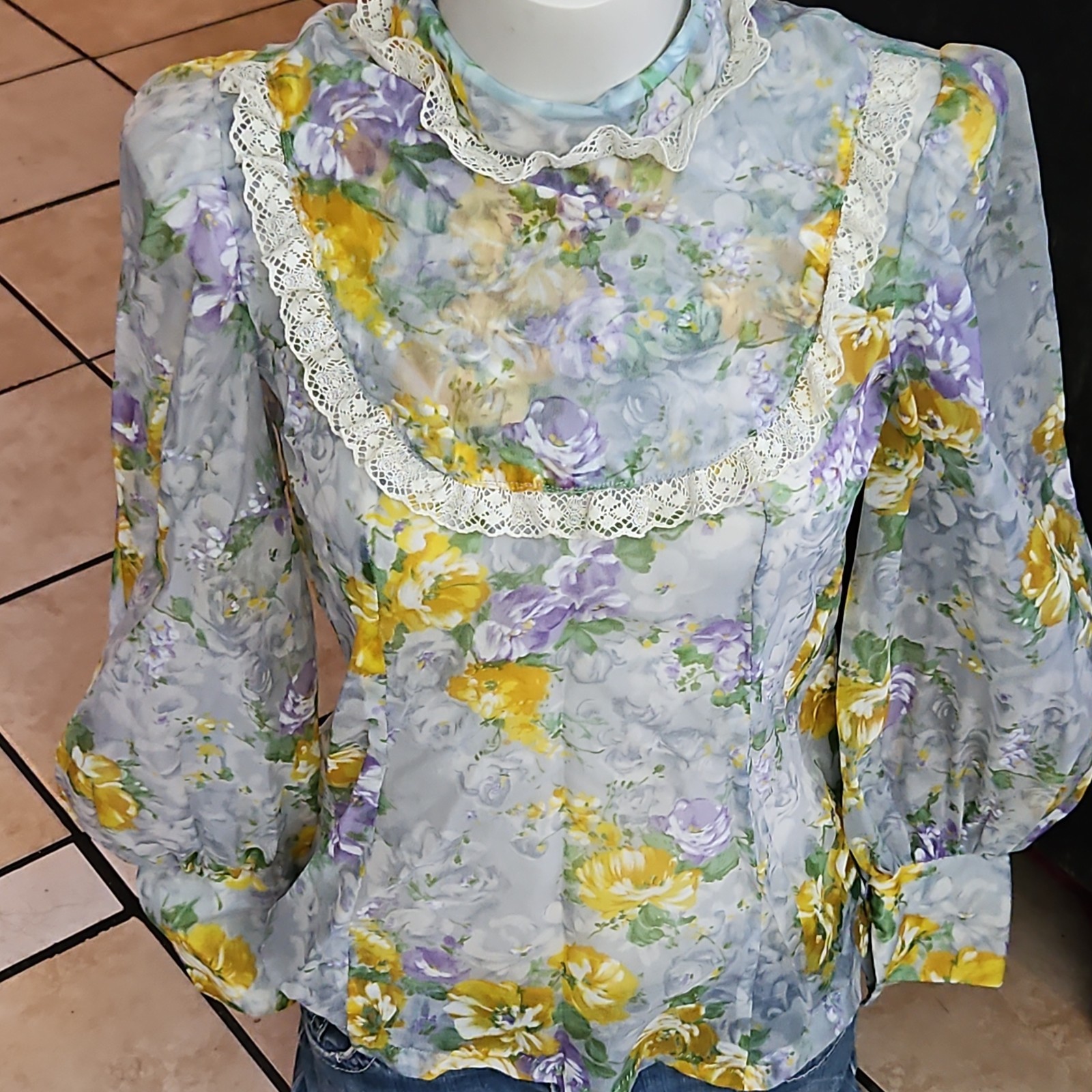 Women’s Sheer Floral Chiffon High Neck Long Puff Sleeve Lace Zip Blouse S