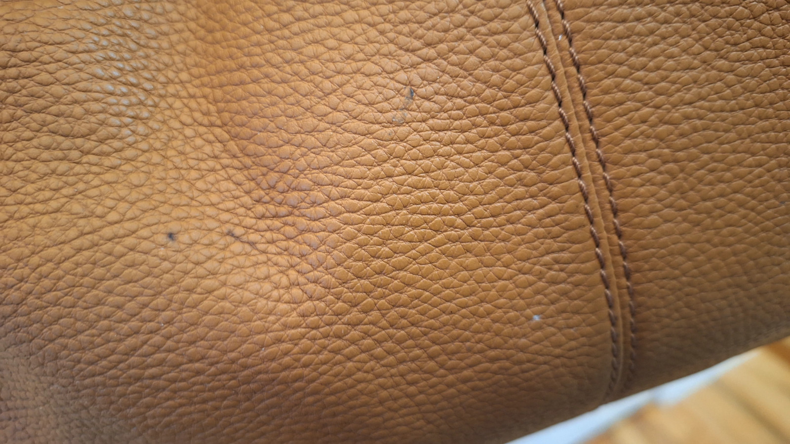 Coach F28997 British Tan Lexy Triple Compartment Shoulder Bag