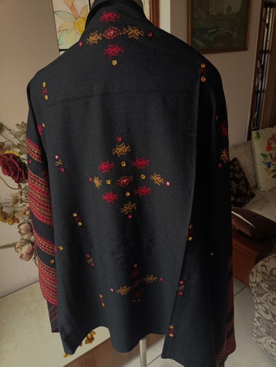 Traditional Tribal RAJASTHANI Shawl. Jacquard Design Mirrorwork Wool Blend Wrap.